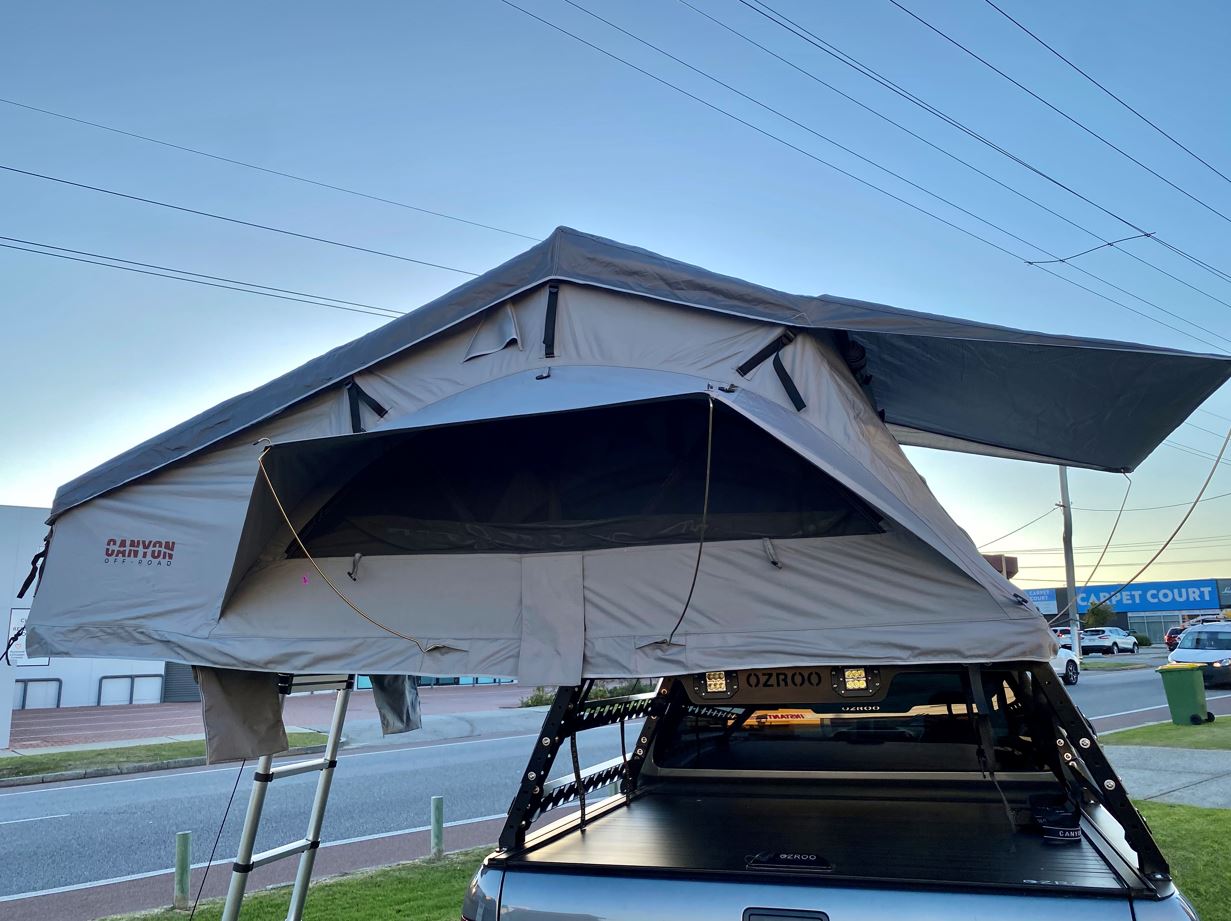 ford ranger wildtrak tent Rooftop Tent/ Tubrack/ Rollercover Package
