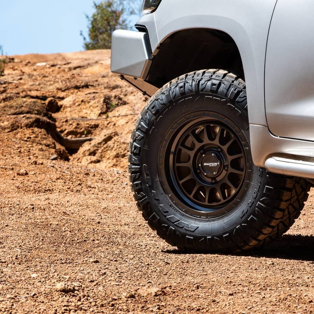 Toyota Hilux SNIPER Ballistic 17
